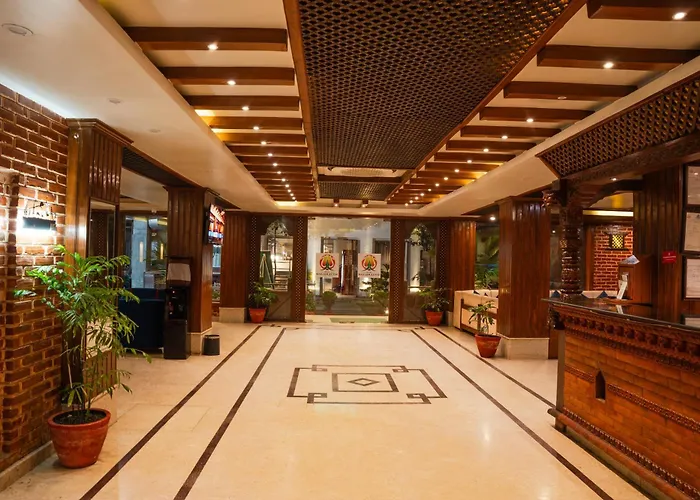 Kailash Kutee Hotel 4*
